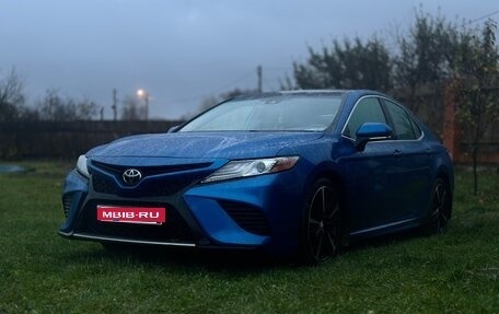 Toyota Camry, 2019 год, 3 050 000 рублей, 1 фотография