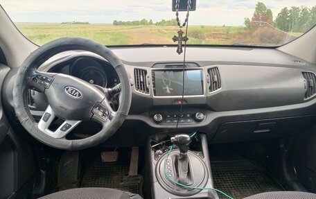 KIA Sportage III, 2011 год, 1 260 000 рублей, 2 фотография