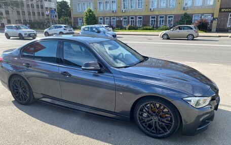 BMW 3 серия, 2018 год, 3 000 000 рублей, 21 фотография