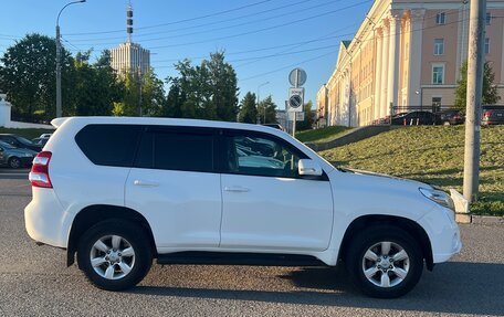 Toyota Land Cruiser Prado 150 рестайлинг 2, 2014 год, 2 800 000 рублей, 4 фотография