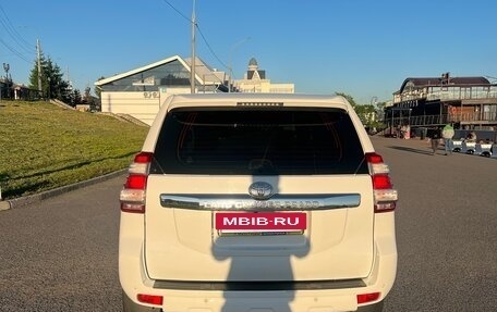 Toyota Land Cruiser Prado 150 рестайлинг 2, 2014 год, 2 800 000 рублей, 6 фотография