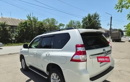 Toyota Land Cruiser Prado 150 рестайлинг 2, 2013 год, 3 700 000 рублей, 3 фотография