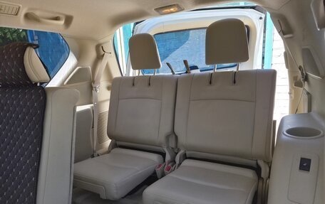Toyota Land Cruiser Prado 150 рестайлинг 2, 2013 год, 3 700 000 рублей, 20 фотография