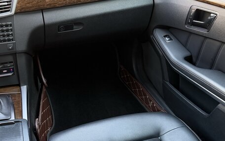 Mercedes-Benz E-Класс, 2011 год, 1 390 000 рублей, 15 фотография