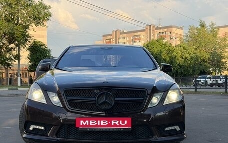 Mercedes-Benz E-Класс, 2011 год, 1 390 000 рублей, 9 фотография