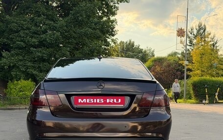Mercedes-Benz E-Класс, 2011 год, 1 390 000 рублей, 3 фотография