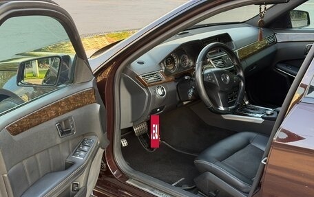 Mercedes-Benz E-Класс, 2011 год, 1 390 000 рублей, 17 фотография