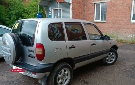 Chevrolet Niva I рестайлинг, 2004 год, 380 000 рублей, 3 фотография