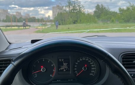 Volkswagen Polo VI (EU Market), 2015 год, 490 000 рублей, 7 фотография