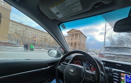 Toyota Camry, 2019 год, 3 050 000 рублей, 9 фотография