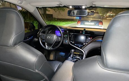 Toyota Camry, 2019 год, 3 050 000 рублей, 20 фотография