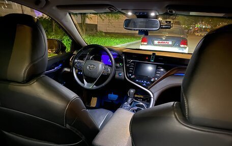 Toyota Camry, 2019 год, 3 050 000 рублей, 19 фотография