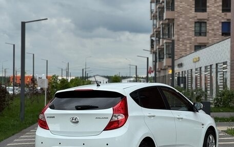 Hyundai Solaris II рестайлинг, 2013 год, 790 000 рублей, 3 фотография