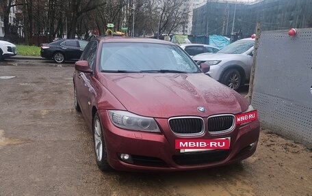 BMW 3 серия, 2011 год, 1 100 000 рублей, 3 фотография