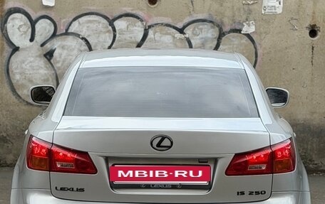 Lexus IS II рестайлинг 2, 2007 год, 1 030 000 рублей, 9 фотография