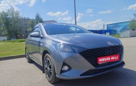 Hyundai Solaris II рестайлинг, 2020 год, 1 570 000 рублей, 1 фотография