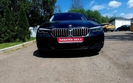 BMW 5 серия, 2020 год, 3 300 000 рублей, 1 фотография
