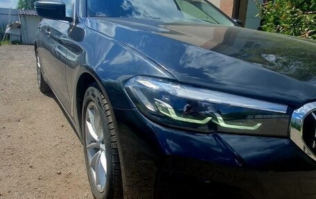 BMW 5 серия, 2020 год, 3 300 000 рублей, 2 фотография