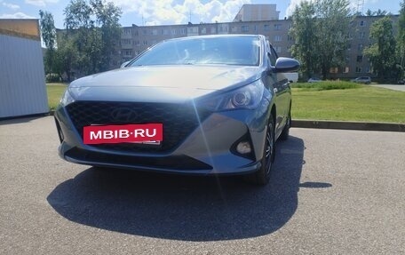 Hyundai Solaris II рестайлинг, 2020 год, 1 570 000 рублей, 4 фотография