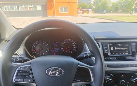Hyundai Solaris II рестайлинг, 2020 год, 1 570 000 рублей, 18 фотография