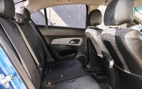 Chevrolet Cruze II, 2011 год, 600 000 рублей, 7 фотография