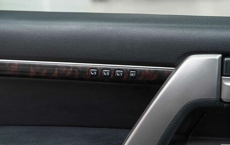 Toyota Land Cruiser 200, 2011 год, 3 050 000 рублей, 15 фотография