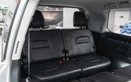 Toyota Land Cruiser 200, 2011 год, 3 050 000 рублей, 18 фотография