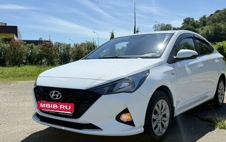Hyundai Solaris II рестайлинг, 2021 год, 1 500 000 рублей, 6 фотография