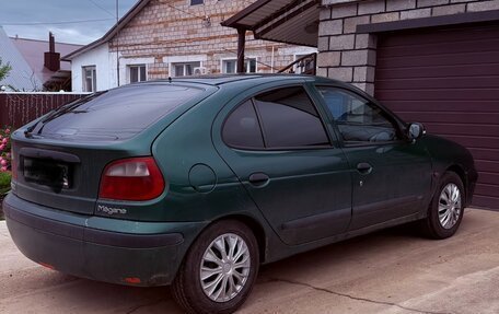 Renault Megane II, 2001 год, 300 000 рублей, 2 фотография