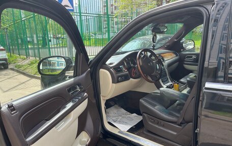 Cadillac Escalade III, 2011 год, 2 400 000 рублей, 6 фотография