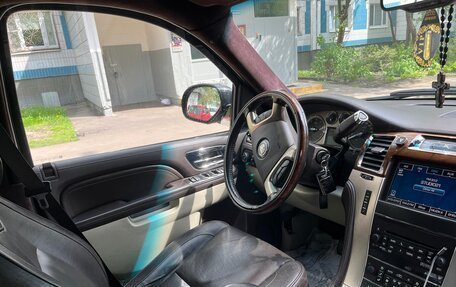 Cadillac Escalade III, 2011 год, 2 400 000 рублей, 7 фотография