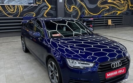 Audi A4, 2019 год, 2 450 000 рублей, 1 фотография