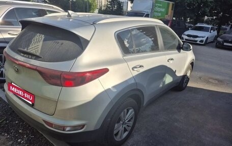 KIA Sportage IV рестайлинг, 2018 год, 2 400 000 рублей, 2 фотография