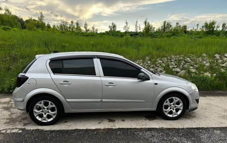 Opel Astra H, 2004 год, 326 000 рублей, 3 фотография