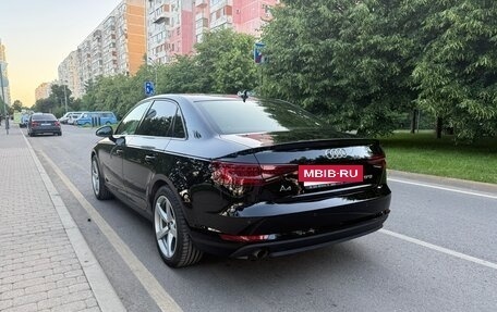 Audi A4, 2018 год, 2 520 000 рублей, 4 фотография