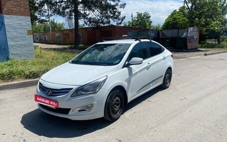 Hyundai Solaris II рестайлинг, 2014 год, 635 000 рублей, 2 фотография