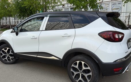 Renault Kaptur I рестайлинг, 2016 год, 1 300 000 рублей, 2 фотография