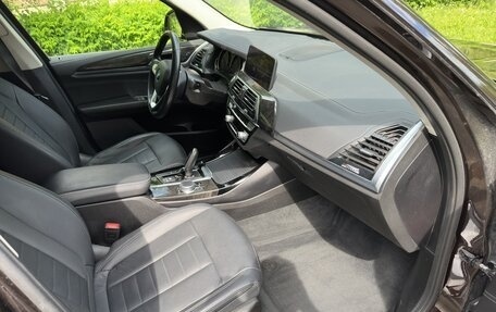 BMW X3, 2018 год, 3 250 000 рублей, 11 фотография