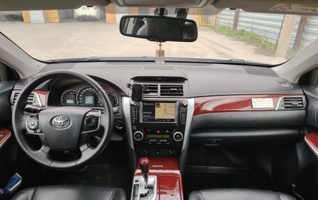 Toyota Camry, 2013 год, 1 850 000 рублей, 14 фотография