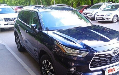 Toyota Highlander, 2021 год, 4 950 000 рублей, 3 фотография