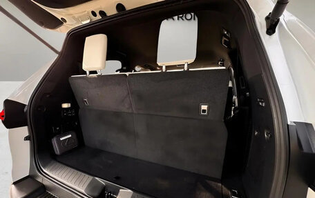 Lexus LX, 2023 год, 13 527 855 рублей, 17 фотография