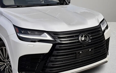 Lexus LX, 2023 год, 13 527 855 рублей, 23 фотография