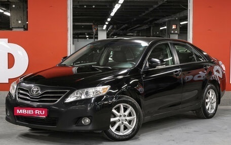 Toyota Camry, 2011 год, 1 237 000 рублей, 2 фотография