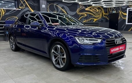 Audi A4, 2019 год, 2 450 000 рублей, 4 фотография