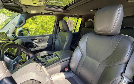 Lexus LX, 2023 год, 13 584 249 рублей, 16 фотография