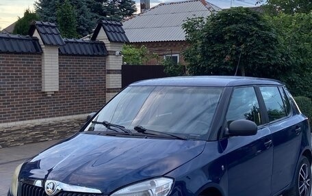 Skoda Fabia II, 2011 год, 385 000 рублей, 2 фотография