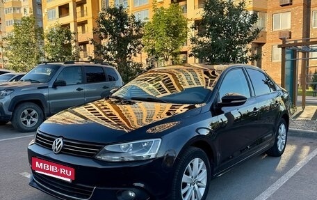Volkswagen Jetta VI, 2013 год, 1 250 000 рублей, 8 фотография
