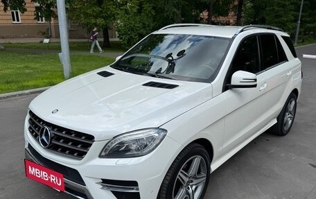 Mercedes-Benz M-Класс, 2013 год, 2 980 000 рублей, 2 фотография