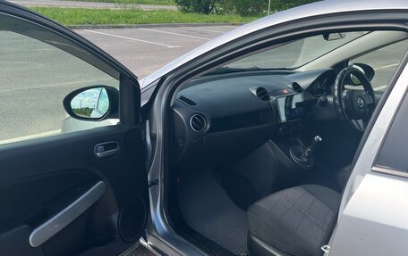 Mazda Demio III (DE), 2013 год, 699 000 рублей, 4 фотография