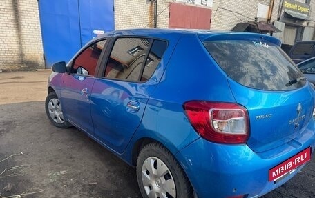Renault Sandero II рестайлинг, 2016 год, 720 000 рублей, 6 фотография